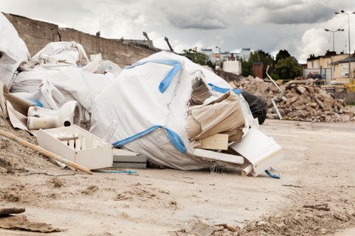 Collection team handling bulk waste