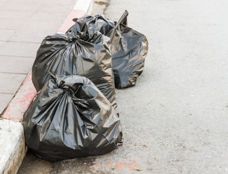 Bulk waste collection truck in Gunnersbury