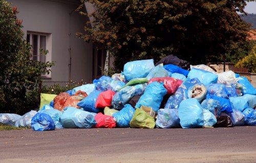 Scheduling a bulk waste pickup in Kingsbury